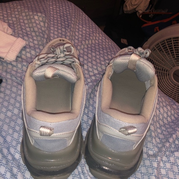 Balenciaga Triple S size 11 Mens - Picture 4 of 5